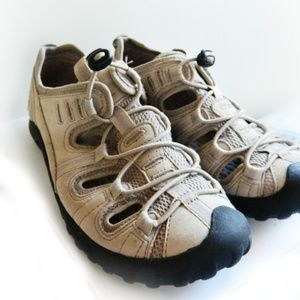 Clarks Taupe Privo Gray Sneakers